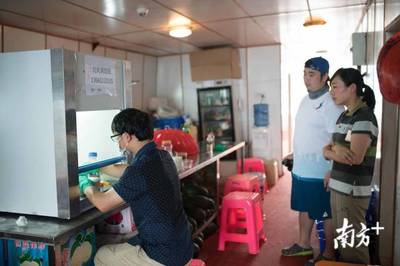 探沉船、登島礁、訪漁民——南方+記者親歷中山大學(xué)西沙科考與合成技術(shù)研發(fā)